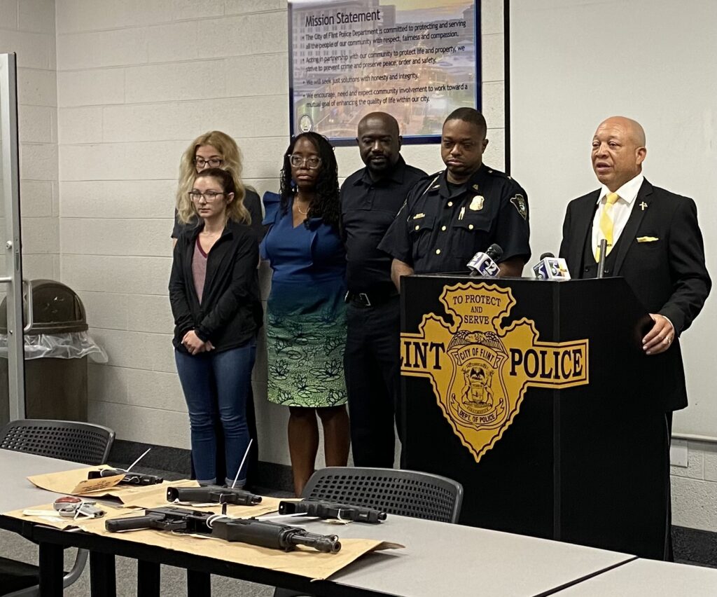 Mayor Neeley addressing against illegal Guns