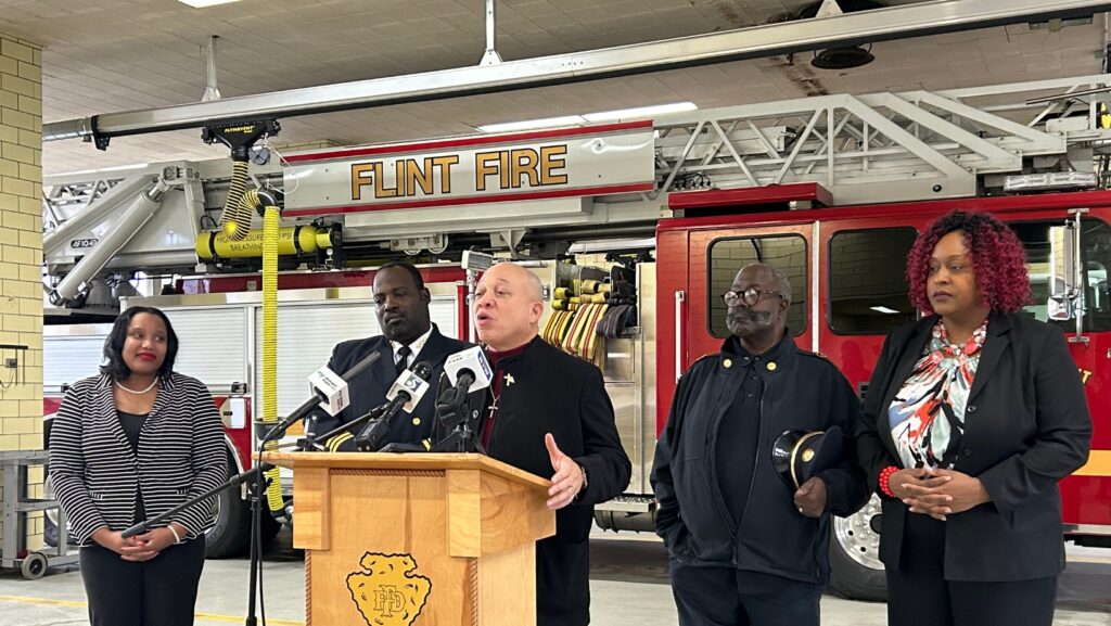 1,000 smoke and carbon monoxide alarms installed in Flint homes, more on the way