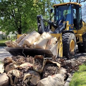 Mayor Neeley dispatching City of Flint crews to pickup yard waste