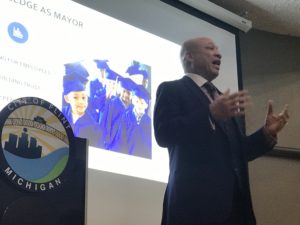 Mayor Neeley hosts listening session with city employees
