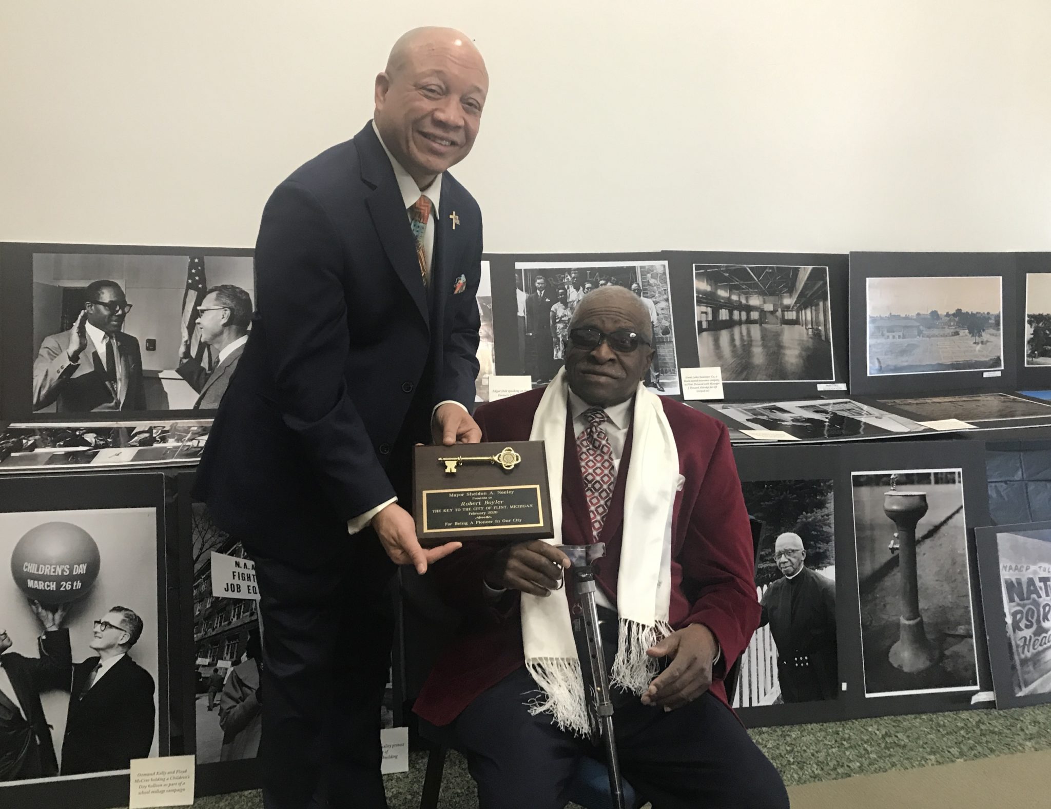 Mayor Neeley issues first ceremonial key to the city City of Flint