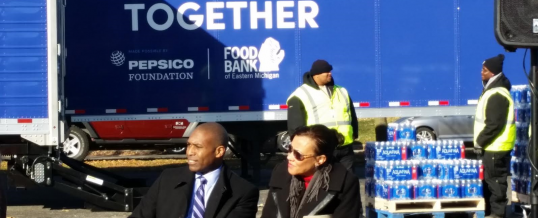 Mayor Helps Celebrate Official Opening of New Help Centers in Flint